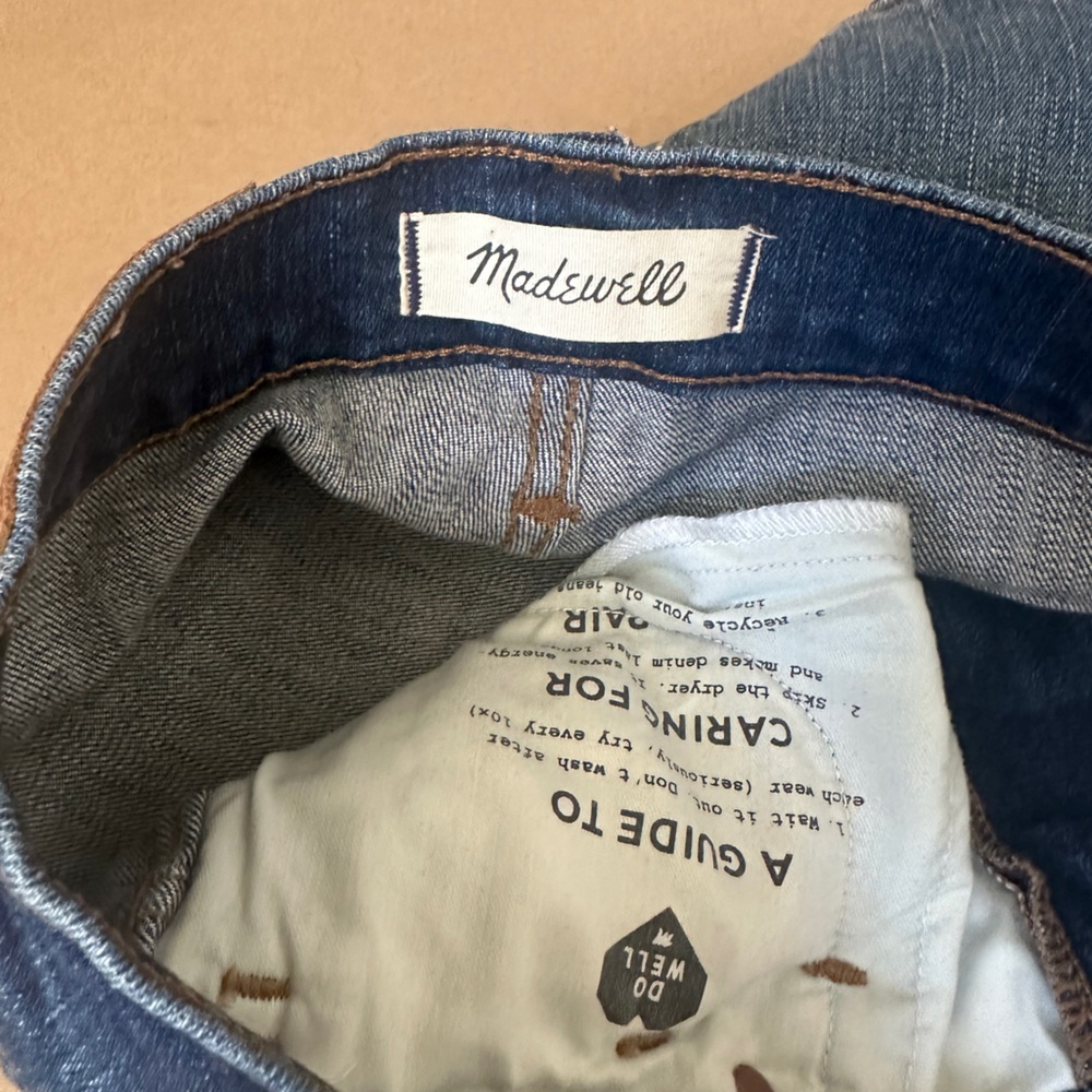 MADEWELL High-Rise Skinny Destructed Hem SIZE 26P US 4P Casuap Everyday Jean - Picture 6 of 7